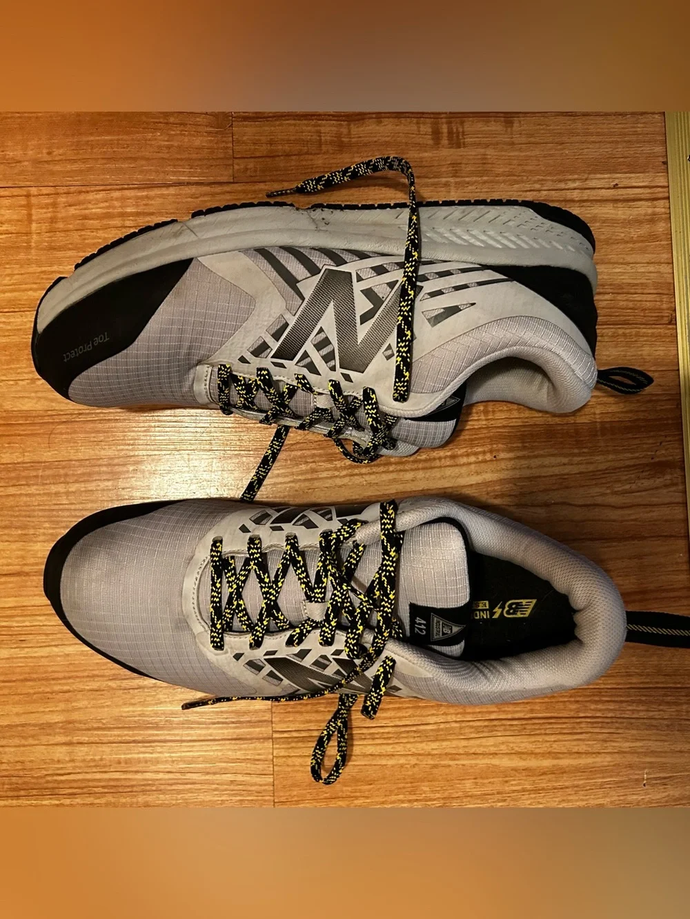Mens New Balance Industrial work shoe slip resistant size 14